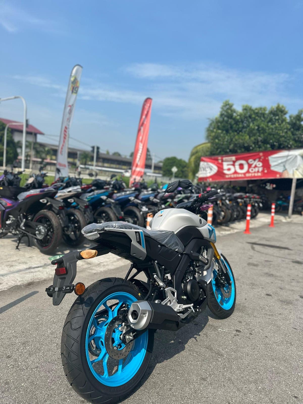 Yamaha MT-15 thumbnail 5