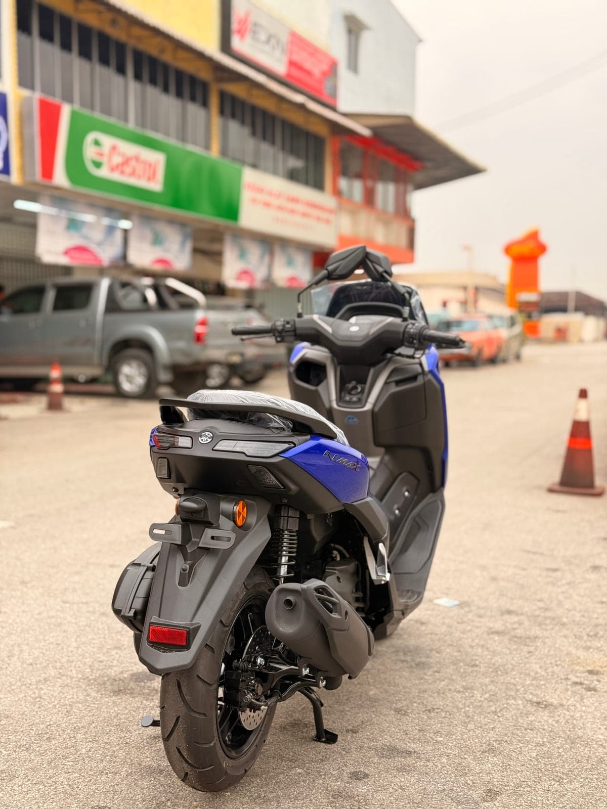 Yamaha NMAX thumbnail 4